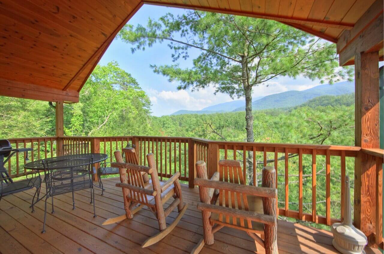 Tree Tops cabin in Gatlinburg Elk Springs Resort